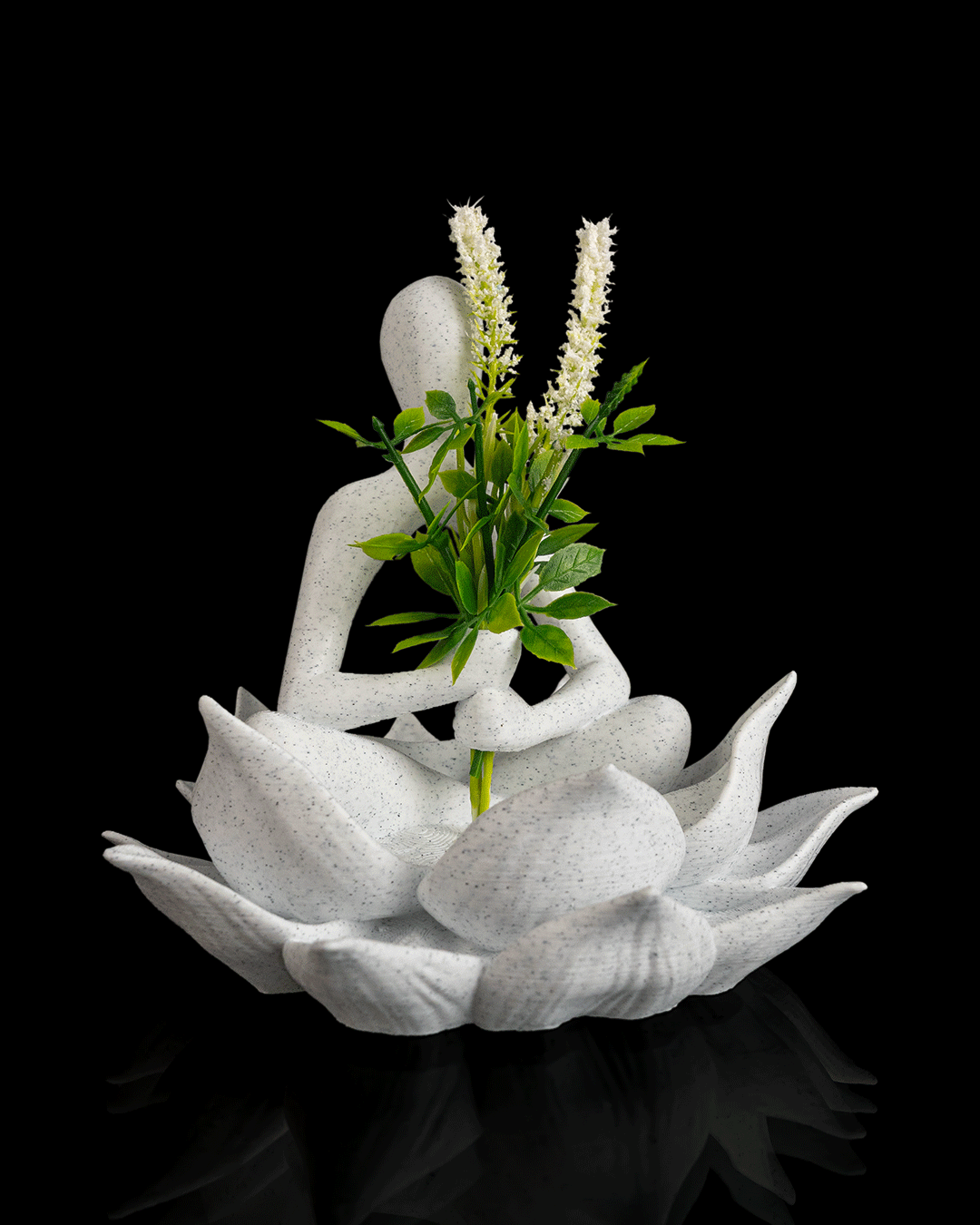Foto da galeria do produto Estátua Meditador Flor de Lótus 3D