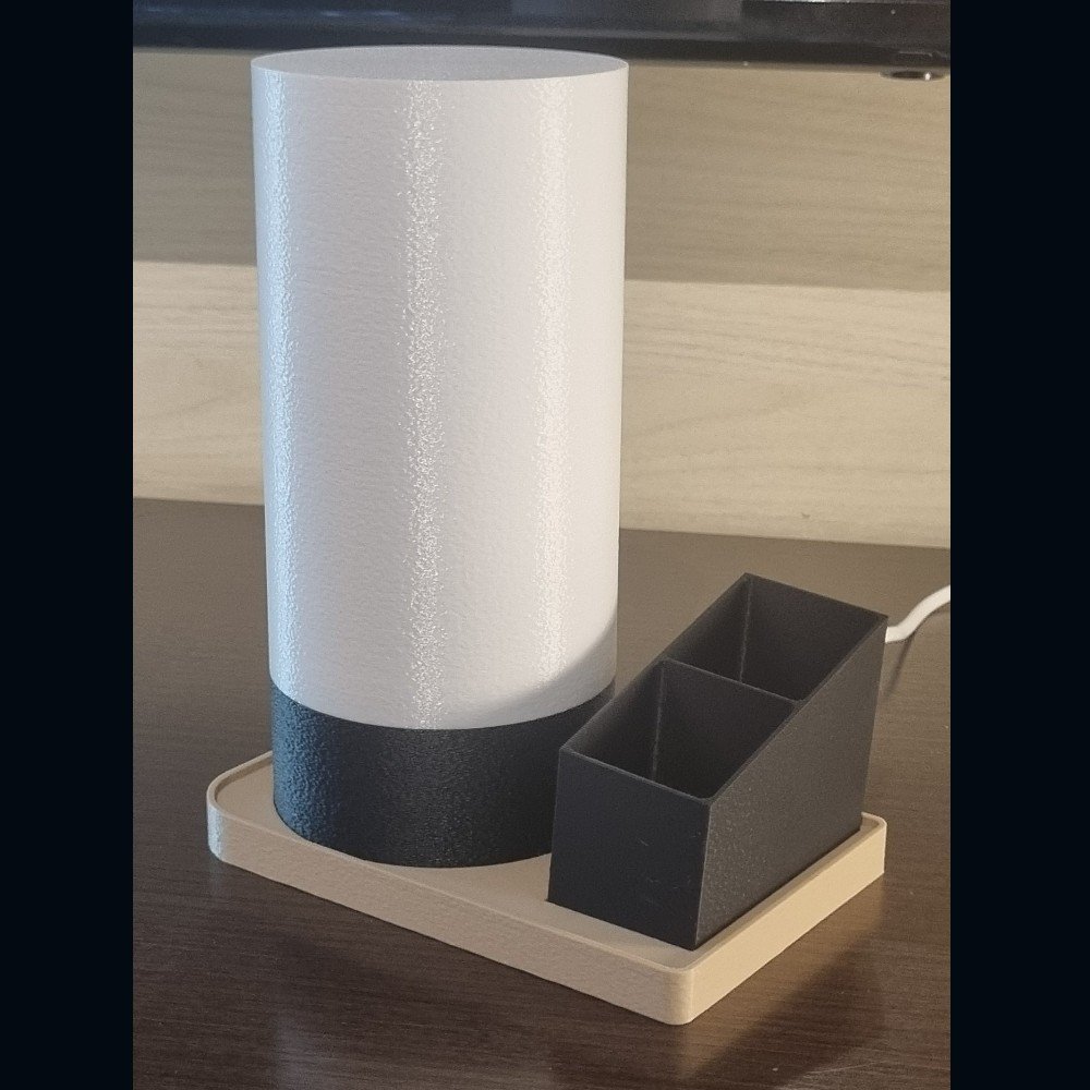 Foto da galeria do produto Kit Luminária De Mesa Lumina Aura + Porta Canetas
